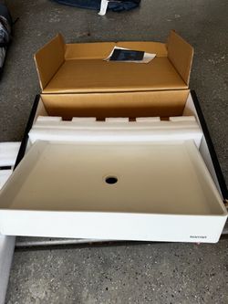 Karran Shower Base / Shower Pan