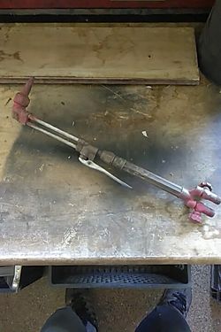 Cutting and welding torch