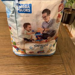 Mega Block Set