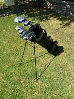 Gd. Cond. Low Cost 13  Complete Golf Club Set