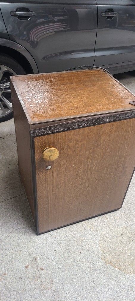 Wine Cooler (Free)