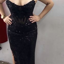 Strapless Black Prom Dress. (With a Slit open right side)