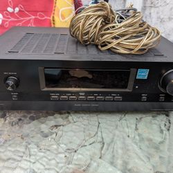 Stereo Sony STR-DH500 5.1-Channel A/V Receiver And x2 Speakers