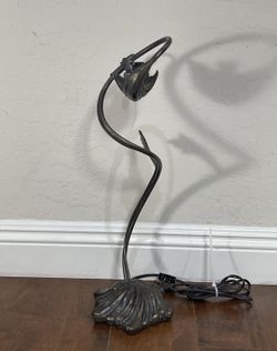 Vintage Art Nouveau Metal Brass Lily Pad Gooseneck Lamp 21" x 7"