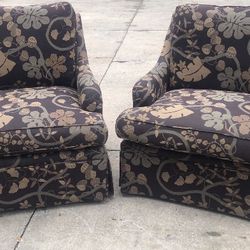 A Pair Of High End Armchairs Floral Design By Pearson We Delivery 