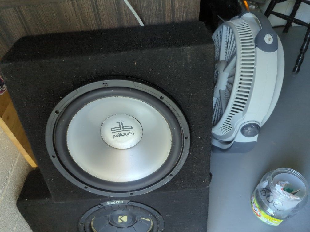12 Polk Audio