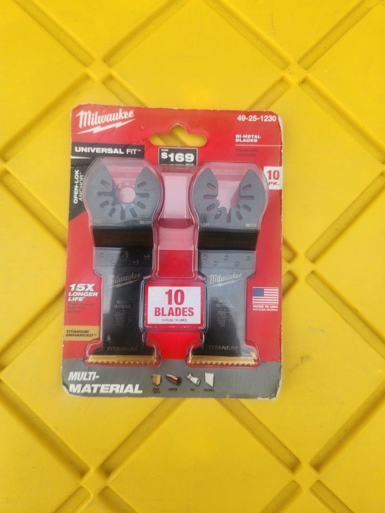 Milwaukee
1-3/8 in. Titanium Bi-Metal Universal Fit Wood and Metal Cutting Multi-Tool Oscillating Blade (10-Pack