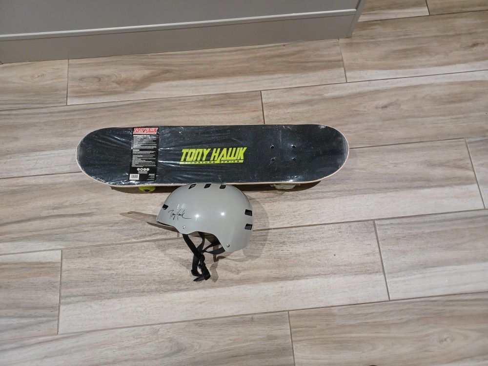 Tony Hawk Skateboard & Helmet Signature New Set $60 OBO
