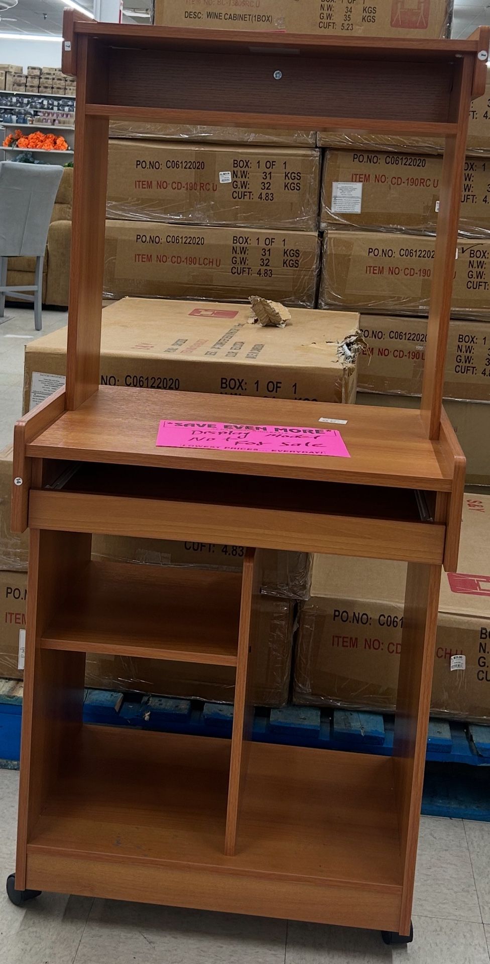 Desk With Hutch And Wheels