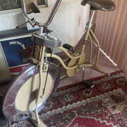 Vintage Exercise Bike Excellent Condition 