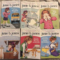 Junie B. Jones Book Collection(Almost Complete Set) 📚