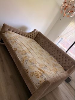 Full bed with the bottom drawer