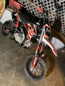 Ssr 125cc Pit Bike Dirt Bike for Sale in Phoenix AZ OfferUp