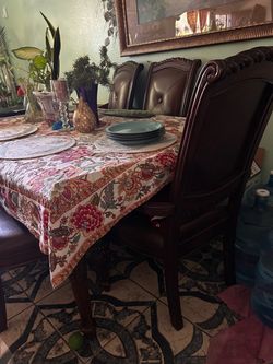 Kitchen table