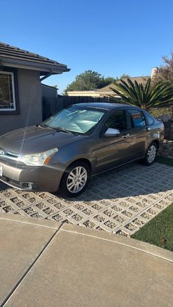 2011 FORD FOCUS SE