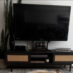 Black / Gray Rattan TV STAND 
