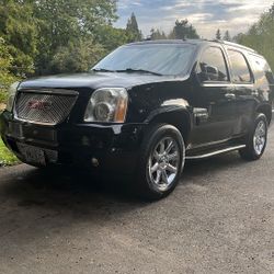2010 Denali, Yukon