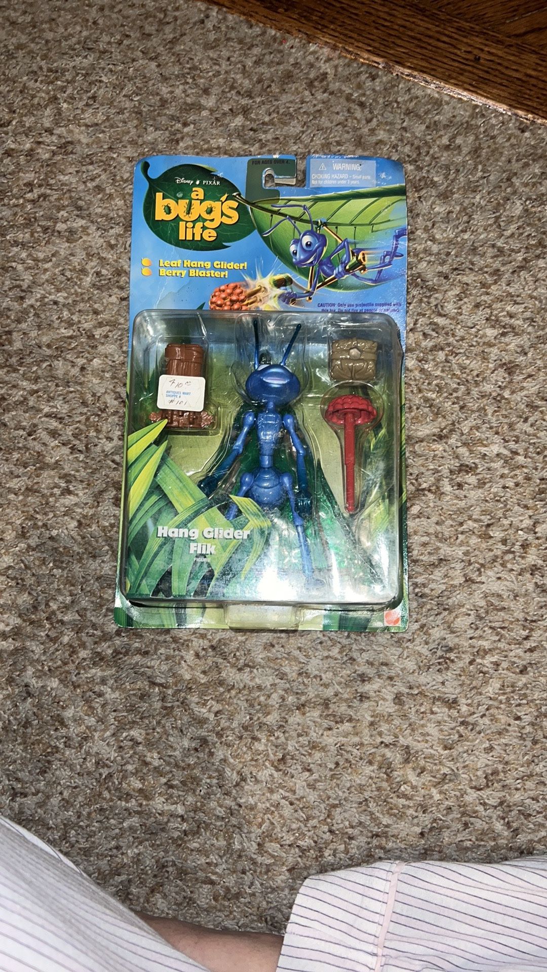 A Bug's Life Hang Glider Flik Action Figure Disney Pixar Mattel. Cardboard is split & corners are bent