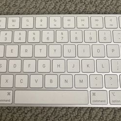 Apple USB-C Keyboard