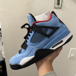Jordan 4 Travis Scott
