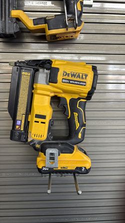 Dewalt  Dcn623