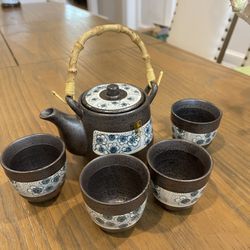Ebros Japanese Design Cherry Petals Charcoal Grey Ceramic Tea Pot & Four Cups