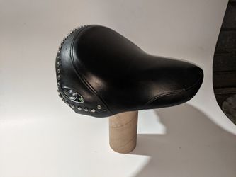 02 And Up Harley Heratige Softail Seat 