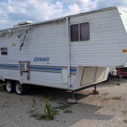 Cherokee Camper 