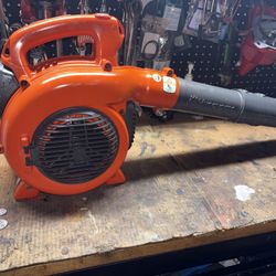 Sopladora De Mano Husqvarna Poco Uso Pido $$175 X Ella