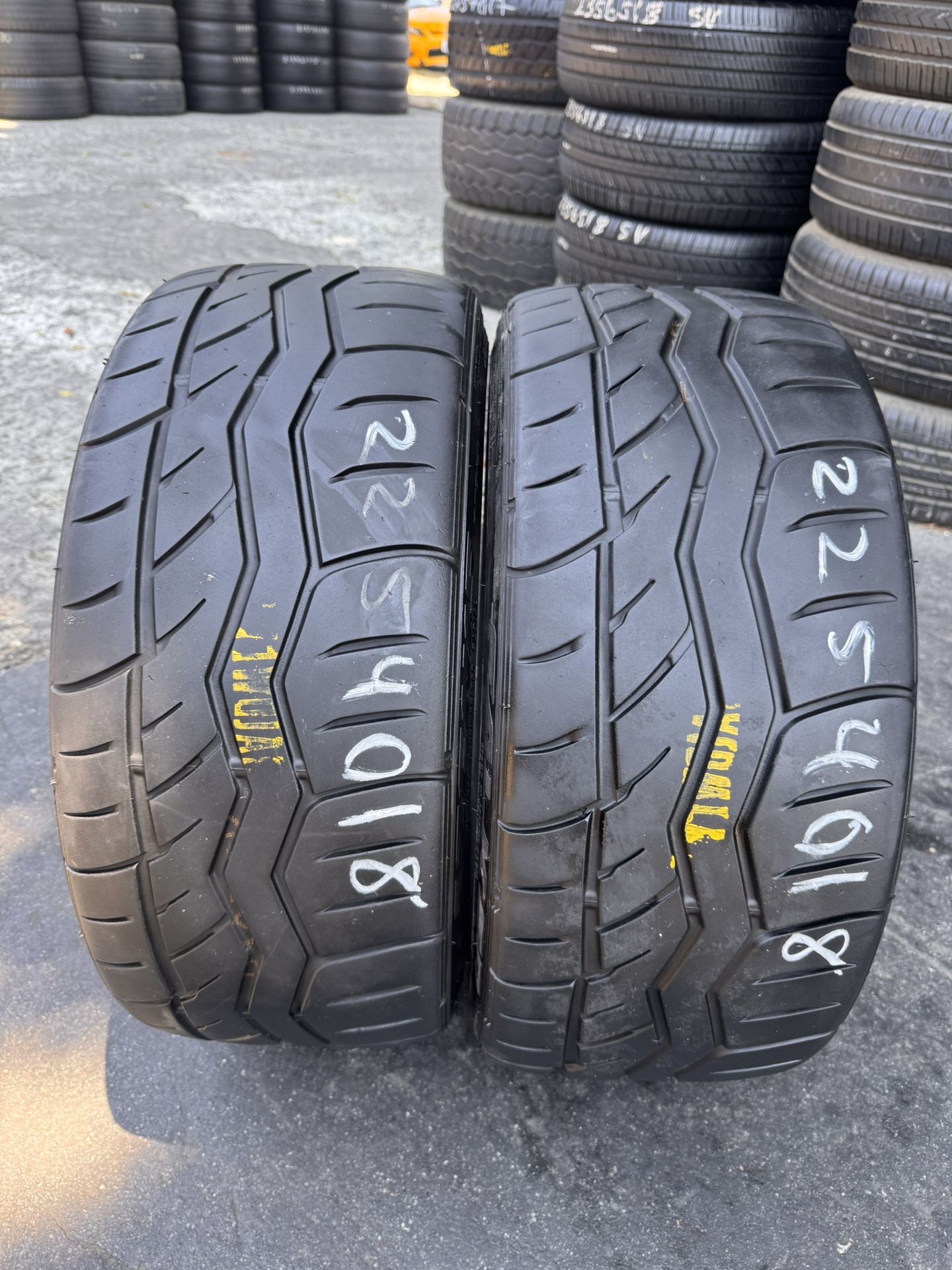 225/40/18 Falken Azenis (2)
