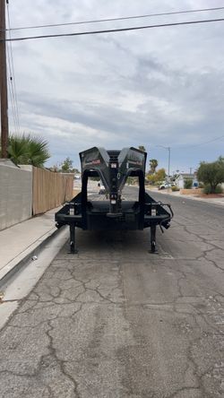 2026 40ft Gooseneck Horizon Silverline Trailer w Mega Ramps