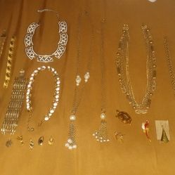 Vintage Gold Jewelry