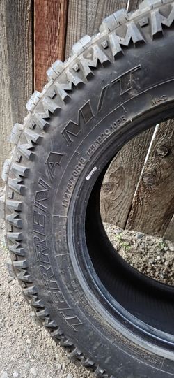 Tires 275-70-18