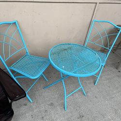 Turquoise Blue Patio Table And Chairs (in Store) Metal 