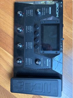 Zoom G6 guitar effects