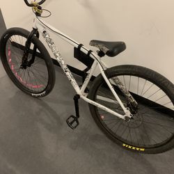 SE Bike / Wheelie Bike