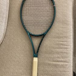 Wilson Blade 98 Tennis Racquet V9