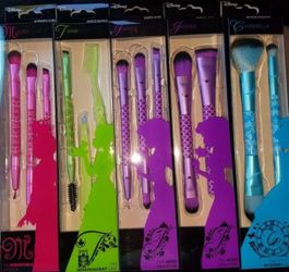 Disney brushes