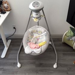 Fisher Piece Baby Swing