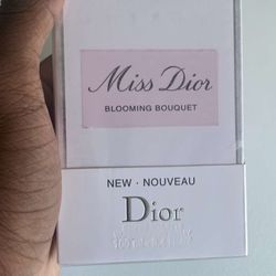 Miss Dior Bouquet *OPEN TO OFFERS*