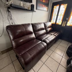 Sofas Used Like New