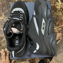 Open To Offers (Dior B 22 ) 