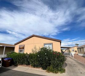 Traila De Venta en Parqueadero