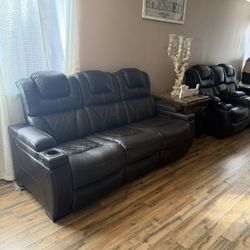 Ashley’s Furniture Warnerton Rich Chocolate Recliner SET