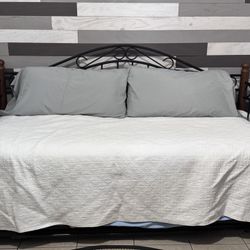 Double Twin Day Bed