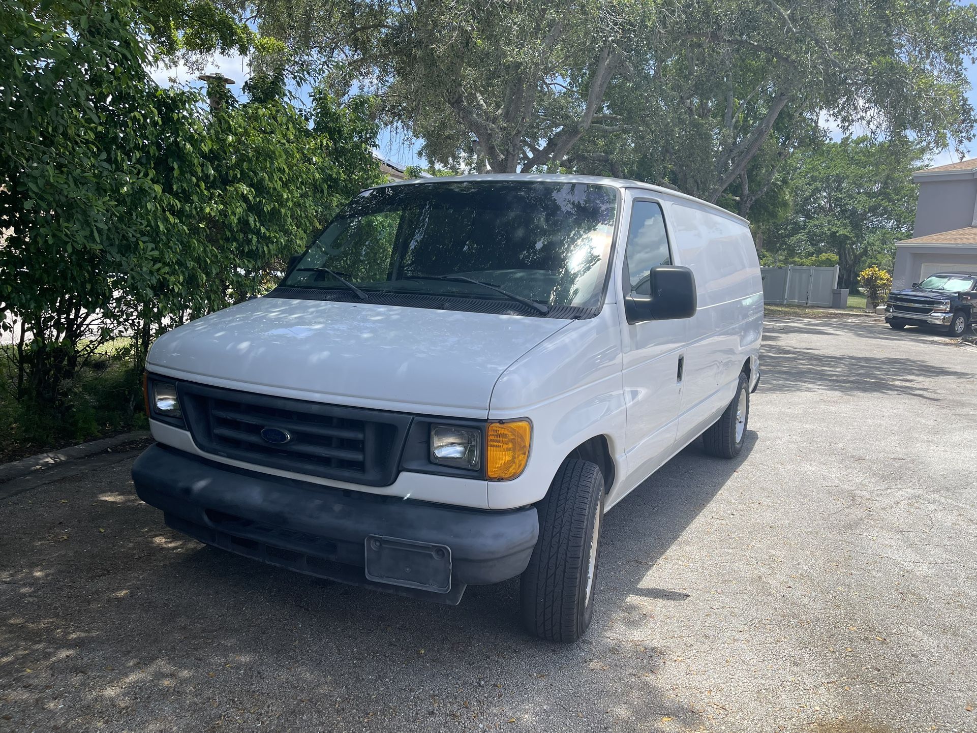 2006 Ford E-150