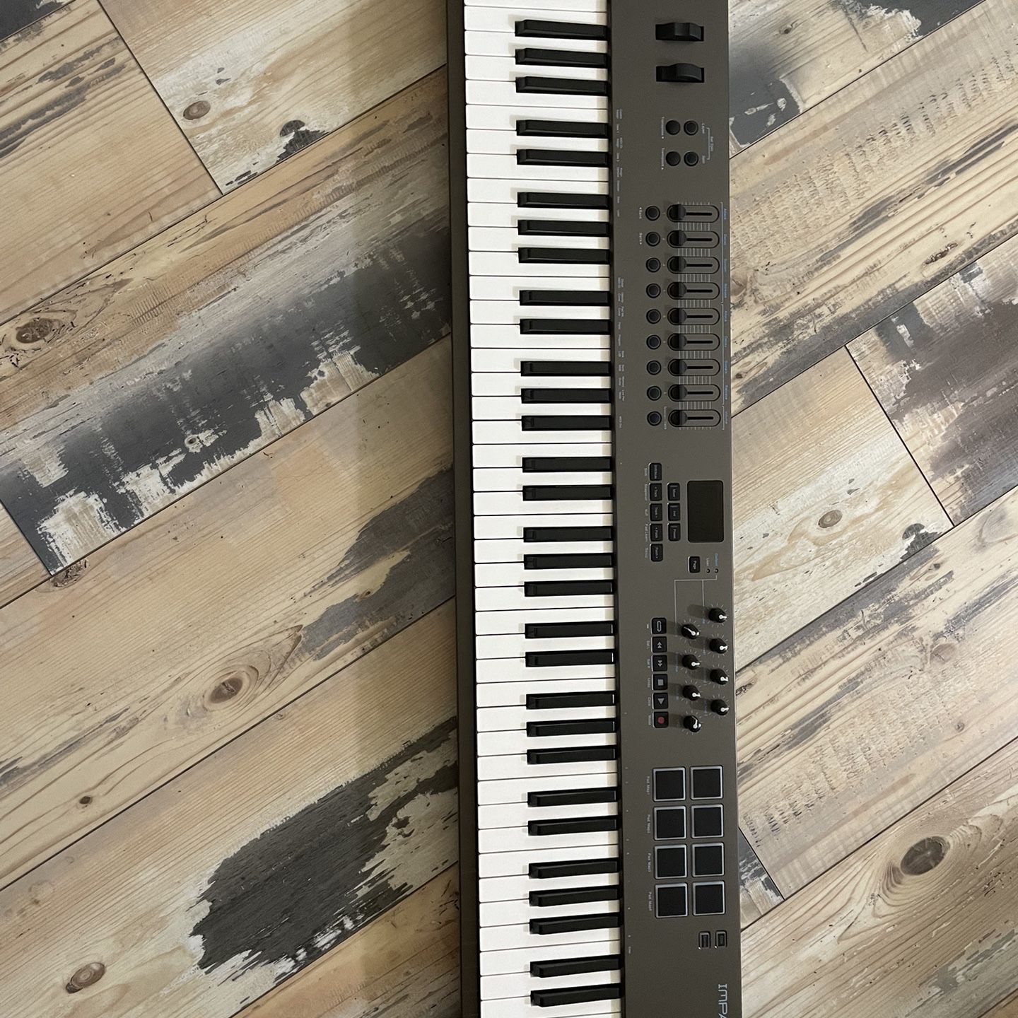 Nektar Impact LX88+ MIDI Keyboard 