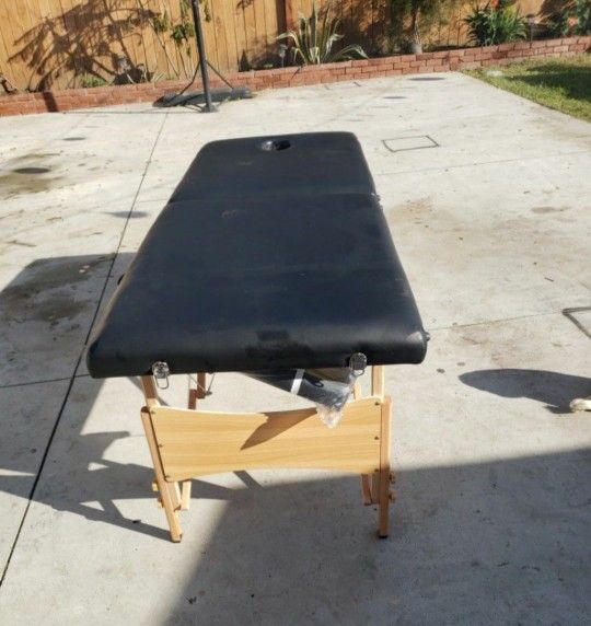 Massage Table 