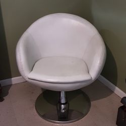 Leather Hydraulic Chair