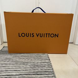 LOUIS VUITTON Jumbo Size Magnetic Gift Box for Luggage 